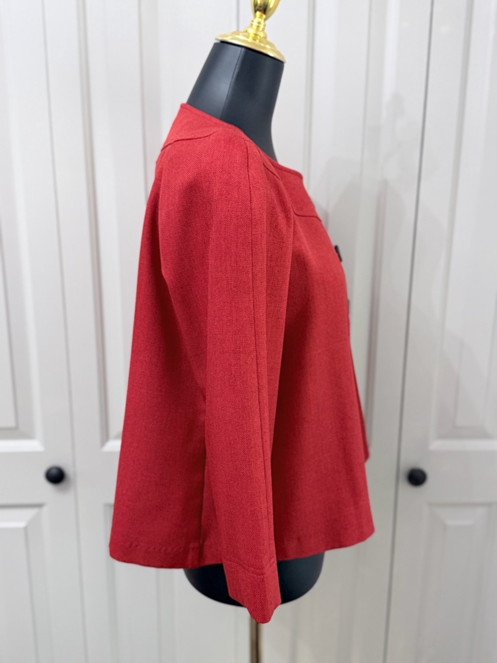 Perceptions NY Red Textured Jacket Cropped Button Front Blazer Size 12 - Picture 4 of 10